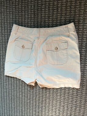 Eddie Bauer Cream Women's Casual Pocket Bermudas